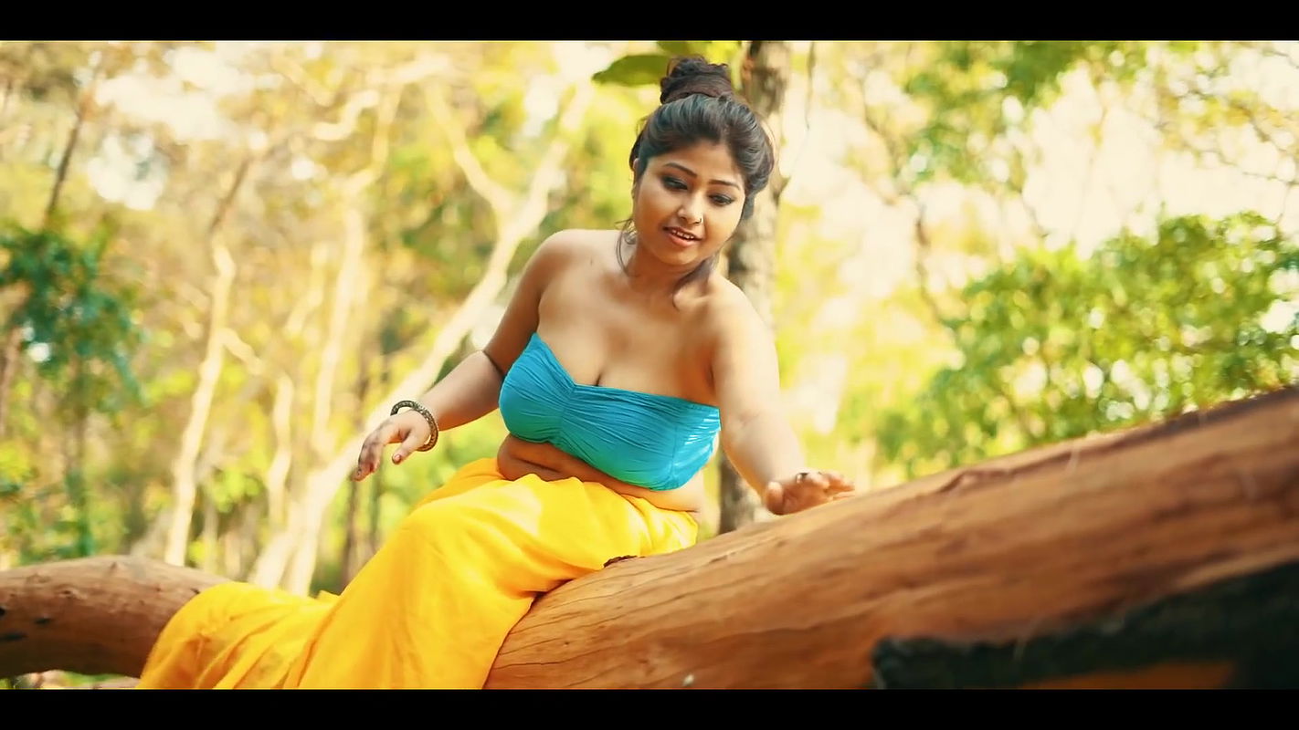 Uncut Monalisa big navel boobs ultra low hip chubby navel