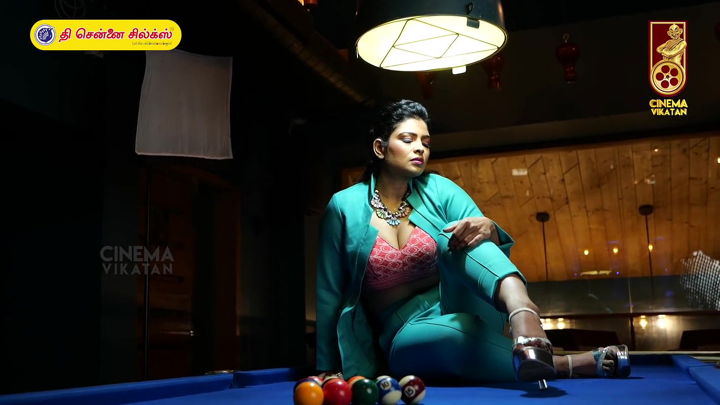 VJ Maheshwari hot Photo Shoot