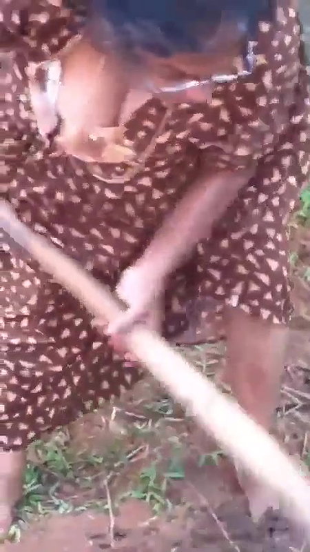 Aunty dangling boobs in nighty captured by lucky son