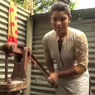 Bangladeshi Girl Hot Bath