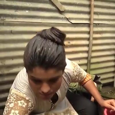 Bangladeshi Girl Hot Bath