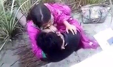 banglore lovers romance in outdoor secretly recorded by unknown guy