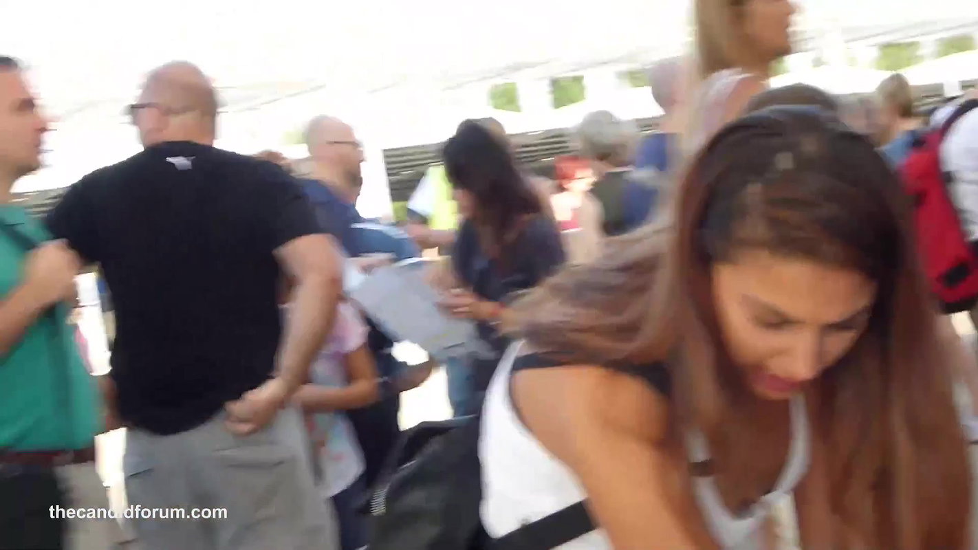 Beautiful babe huge round boobs show while bending