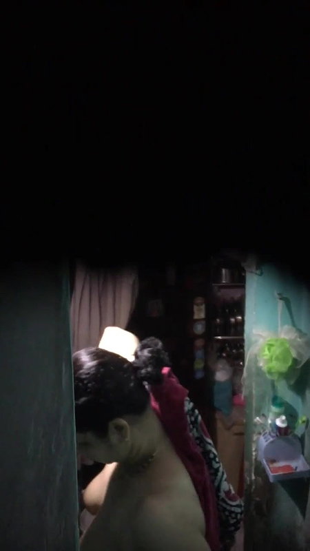 bhabhi-full-nude-at-night-wearing-underwear-go