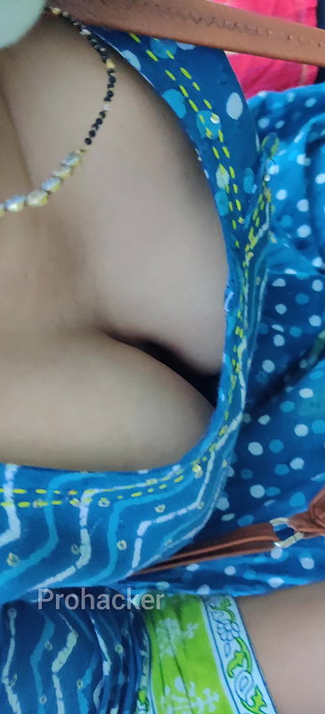 Blue suit bhabhi dip cleavage Part 1