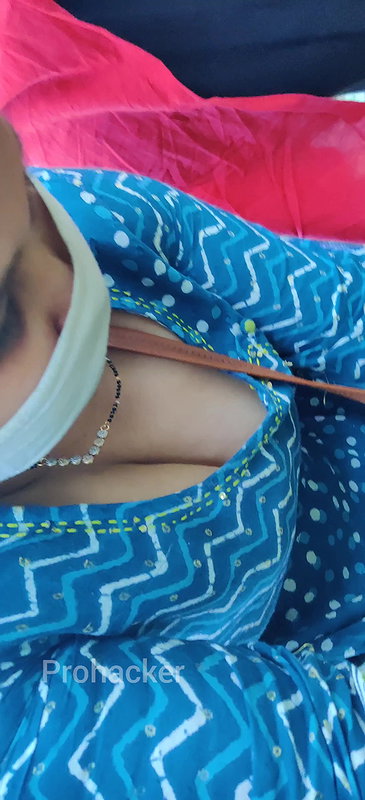 Blue suit bhabhi dip cleavage Part 1