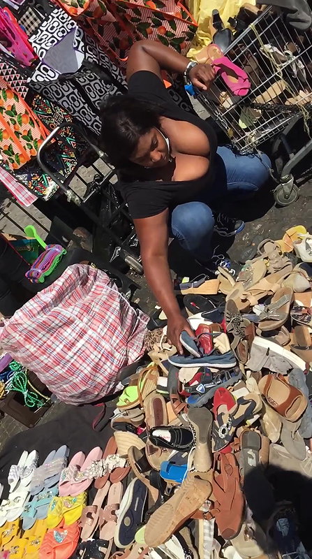 Chubby babe massive Boobs popping out of dress.MOV