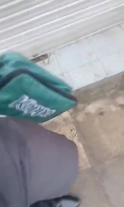 Desi Aunty Jiggling Ass Walk In Saree