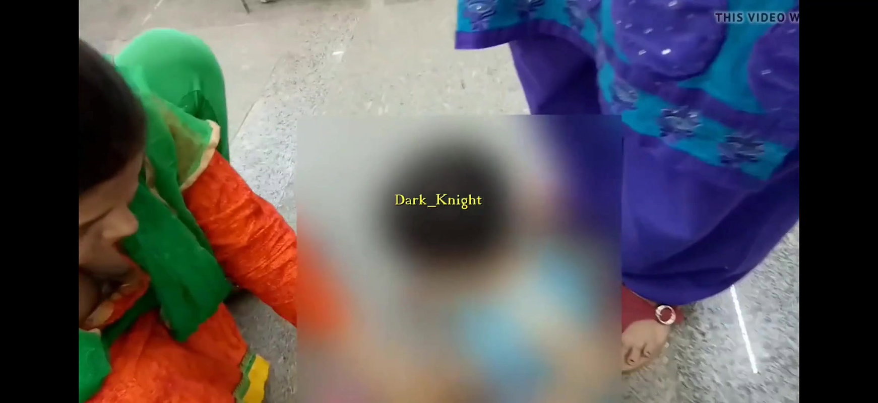 Desi babe huge cleavage and boob show in store