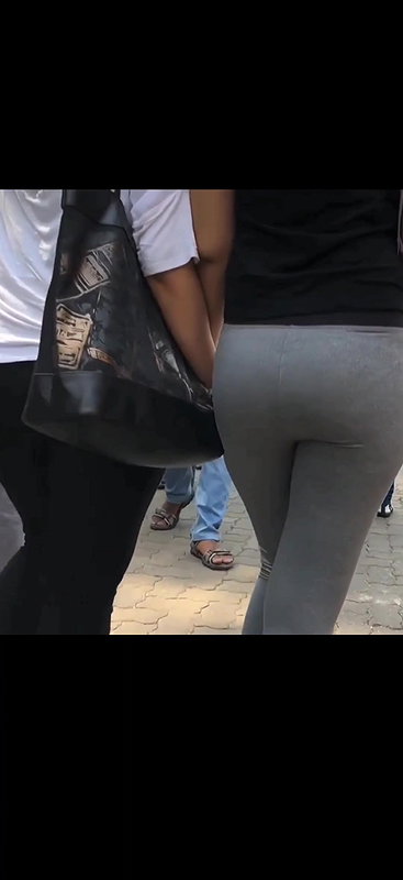 Desi college babe Round swinging ASS and panty impression visible in tight pants