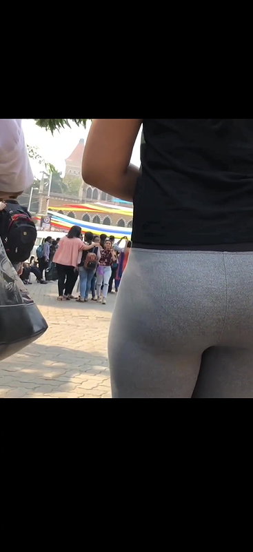 Desi college babe Round swinging ASS and panty impression visible in tight pants