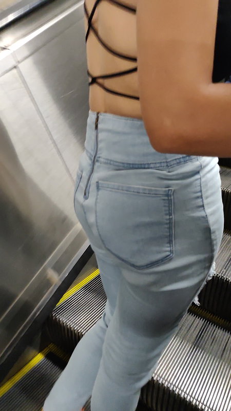 Desi daring teen almost backless in public