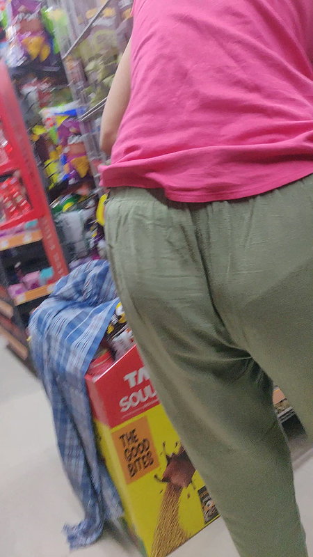 Desi girl ass close up- panty shape visible clearly