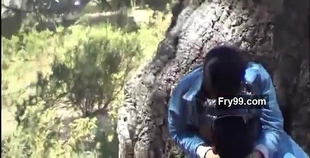 Desi girl outdoor fucking