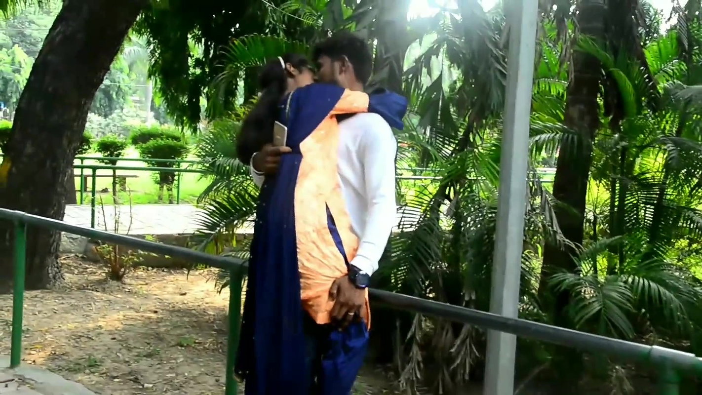 Desi Lovers Hard Kissing, Boobs Press, Ass Press in Public Park