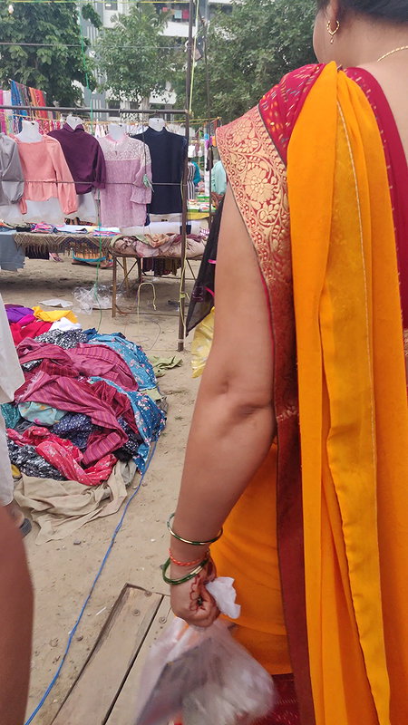 Desi MILF hot Boobs and Milky body candid capture in market
