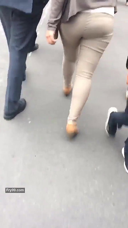 Desi Office ass in tight jeans