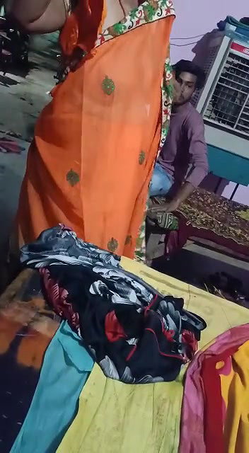 Desi Saree Bhabhi Changing