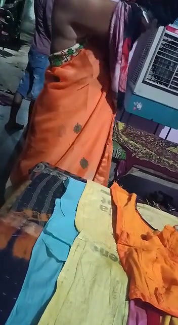 Desi Saree Bhabhi Changing