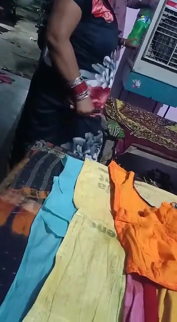 Desi Saree Bhabhi Changing