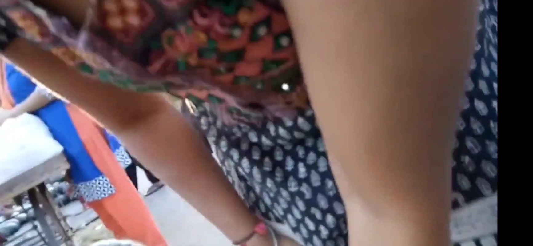 Desi woman milky boobs hanging – voyeur closeup capture