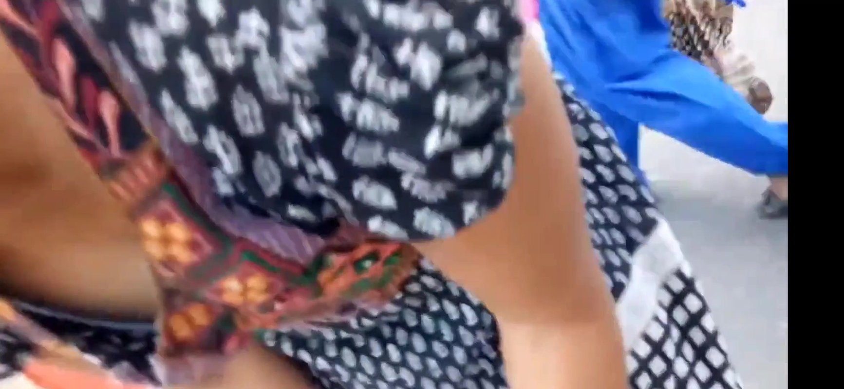 Desi woman milky boobs hanging – voyeur closeup capture