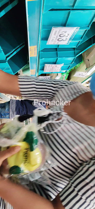 Downblouse bra visible, yummy boobs hanging