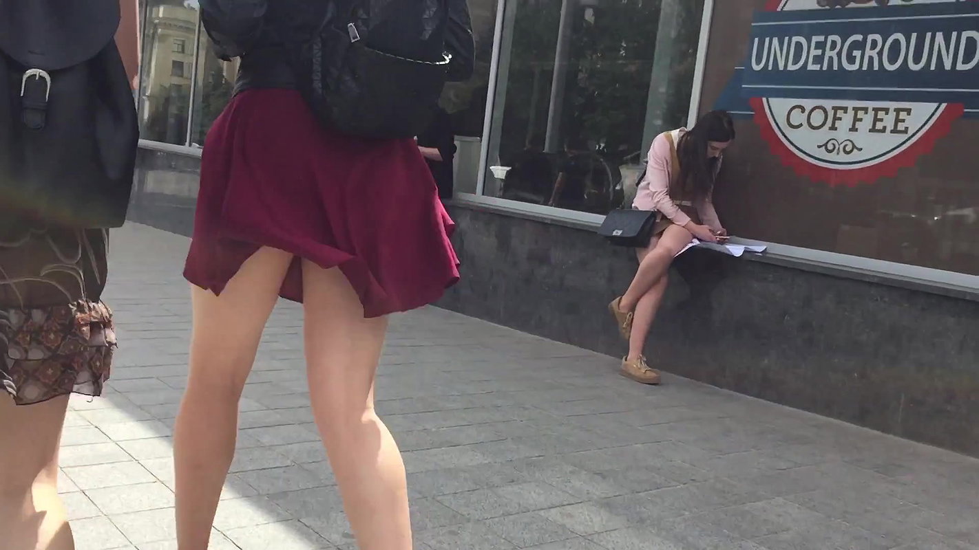 Full ass cheeks visible in flying short skirt (HD capture)