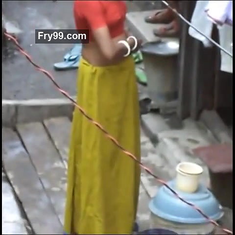 kolkata bhabhi chaning in open