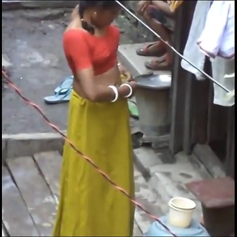 kolkata bhabhi chaning in open