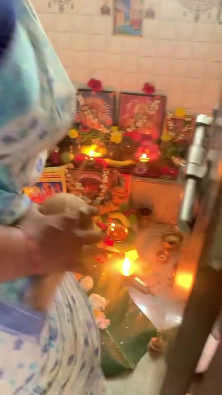 Maami ass kundi bending pooja as5