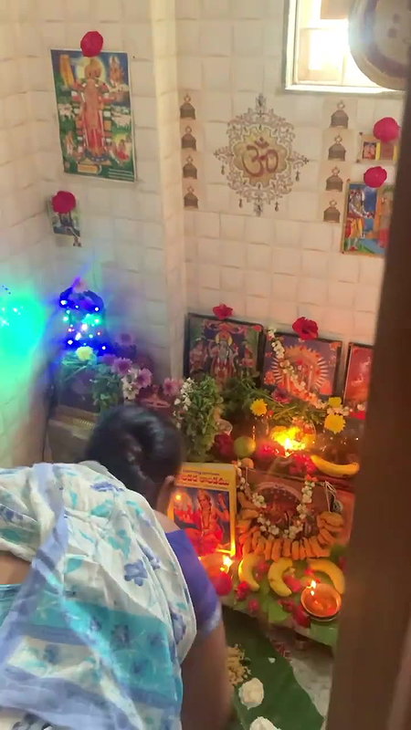 Maami ass kundi bending pooja as5