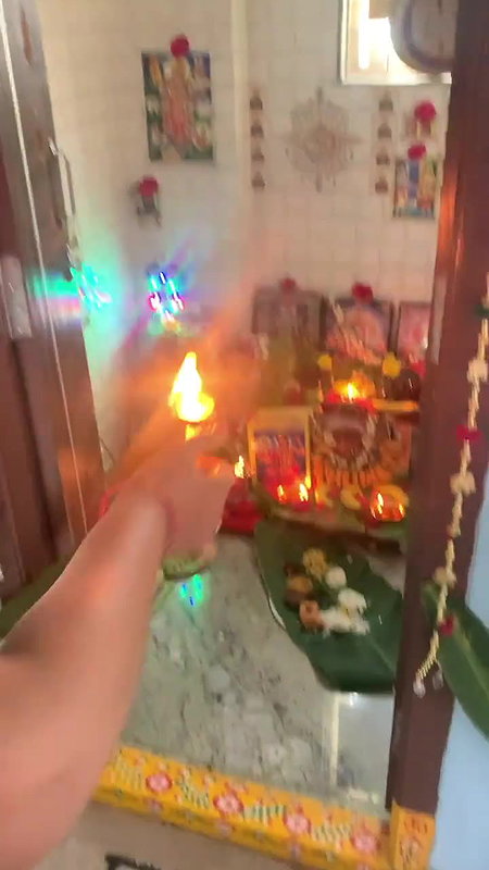Maami ass kundi bending pooja as5