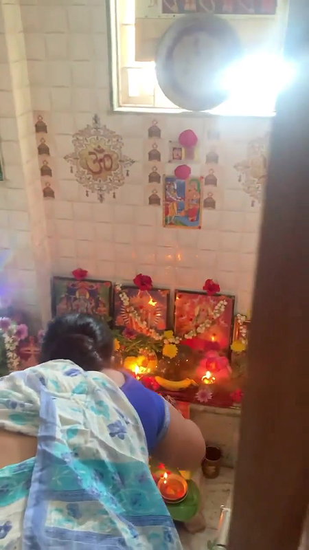 Maami ass kundi bending pooja as5