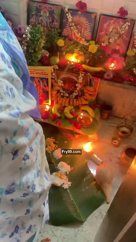 Maami ass kundi bending pooja as5