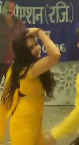 Mast Big Booby Girl Party Dance Showing Cleavage