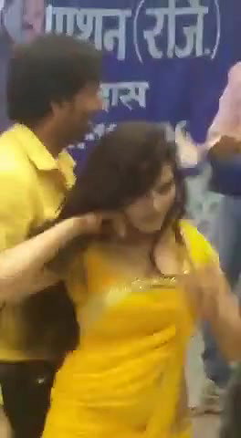 Mast Big Booby Girl Party Dance Showing Cleavage