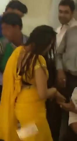 Mast Big Booby Girl Party Dance Showing Cleavage