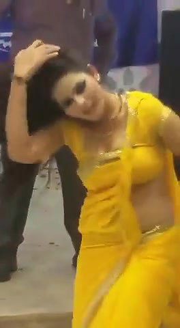 Mast Big Booby Girl Party Dance Showing Cleavage