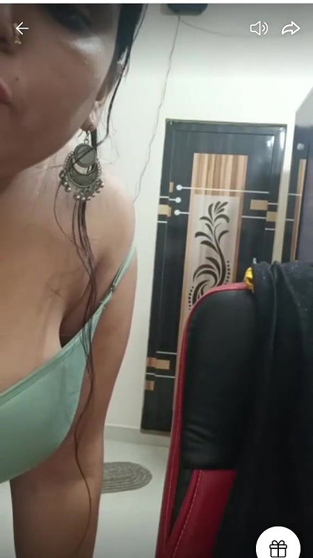 Mature Bhabi in Bra Teasing on Tango Live with Dirty Talk