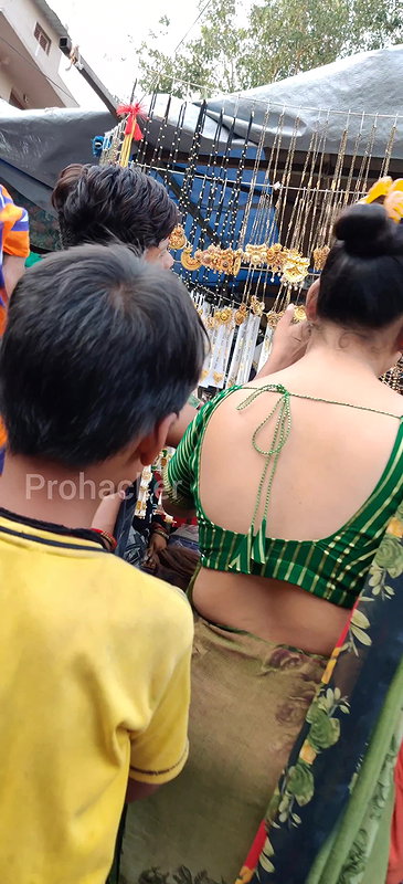 Milky white backless bhabhi,  close up