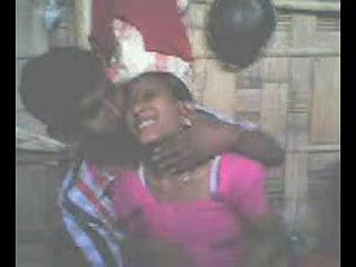 saharanpur girl kissing and boobs pressed