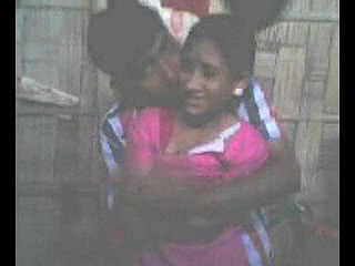 saharanpur girl kissing and boobs pressed