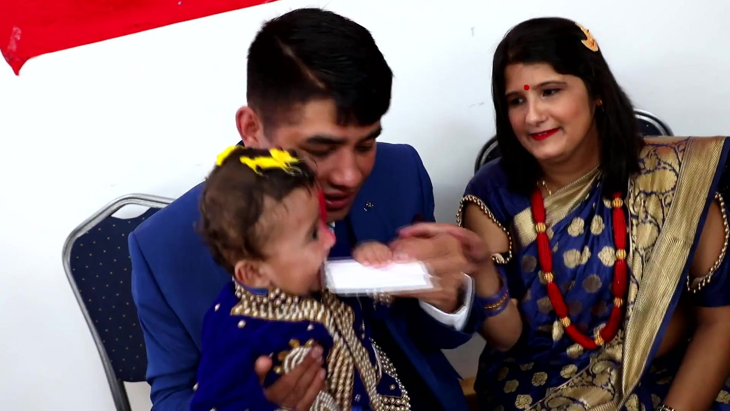 Sexy nepali Milf Big Navel and Boob Sideview