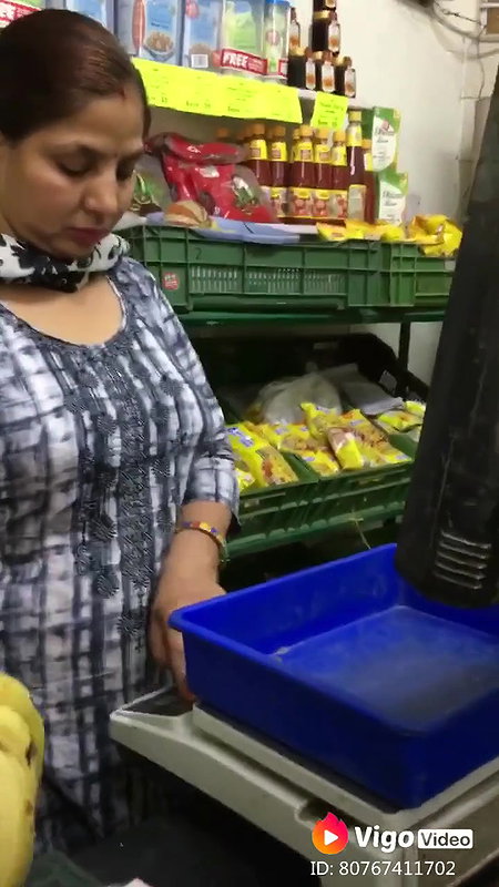 shopkeeper aunty huge boobs in black churidhar