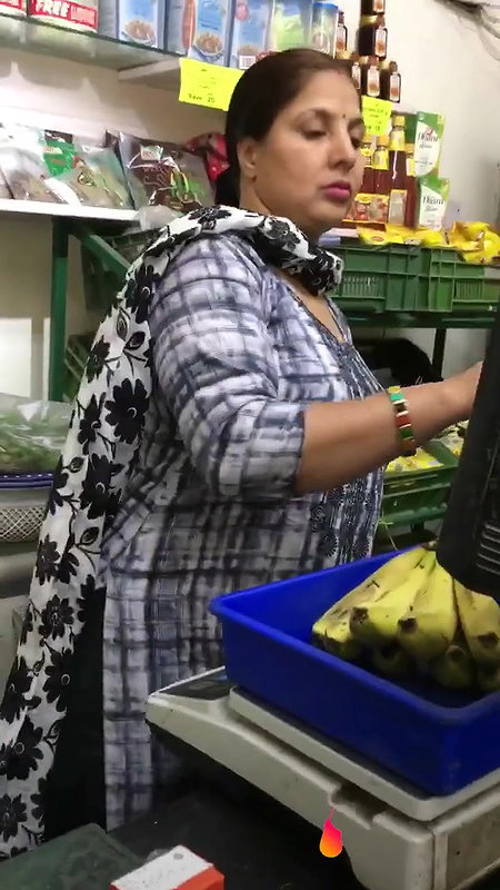 shopkeeper aunty huge boobs in black churidhar