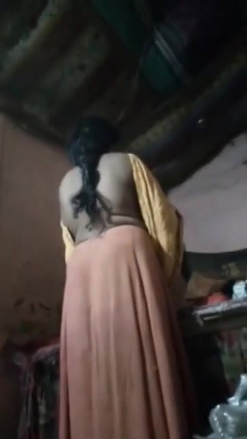 spying bhabhi 4