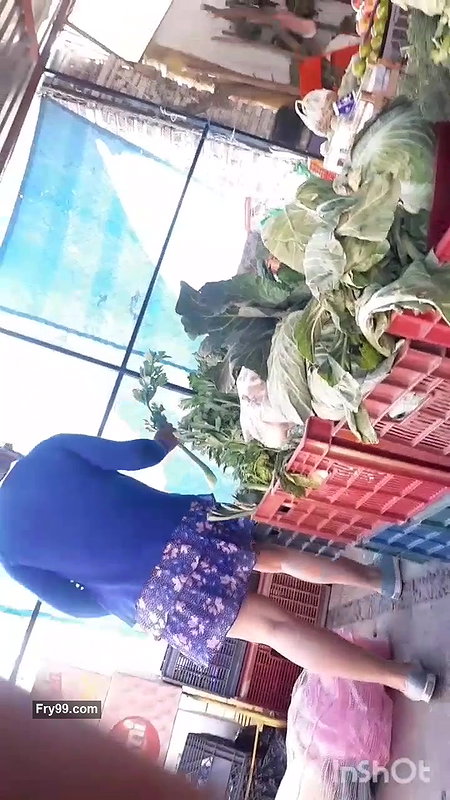 Upskirt capture – ass cheeks and panty visible