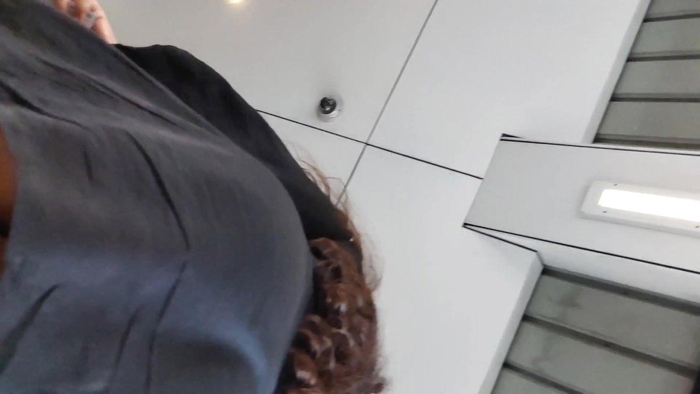 Upskirt round ass and black panty show