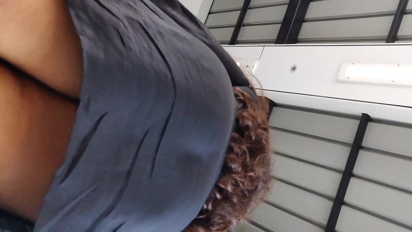 Upskirt round ass and black panty show